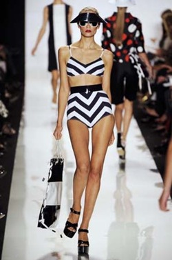 2009-swimwear-and-swimsuit-trends-4