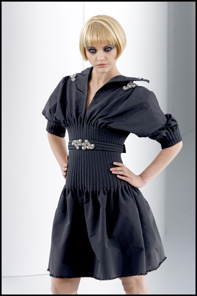 80127248-chanel.jpg