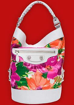 balenciaga-giant-seau-bag.jpg