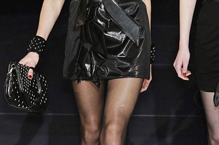 cartera emporio armani tendencia moda 2009 2010
