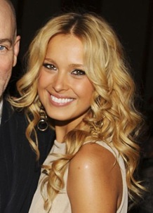 curly-prom-hairstyles-7