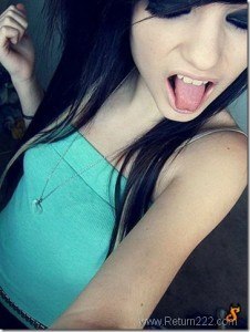 cute_emo_girls_01_thumb