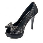 zapatos tachuelas