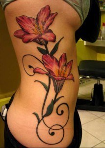 Los Tatuajes en la espalda más bonitos para mujeres y su significado [2022]