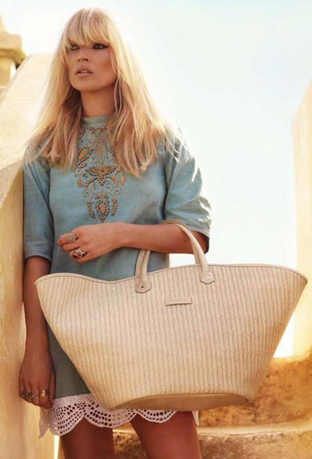 Kate_Moss_Lonchamp_bags_2011_ads