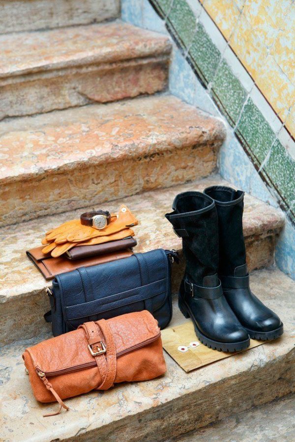 catalogo-indicold-para-mujer-otono-invierno-2014-2015-botas-bolsos-guantes