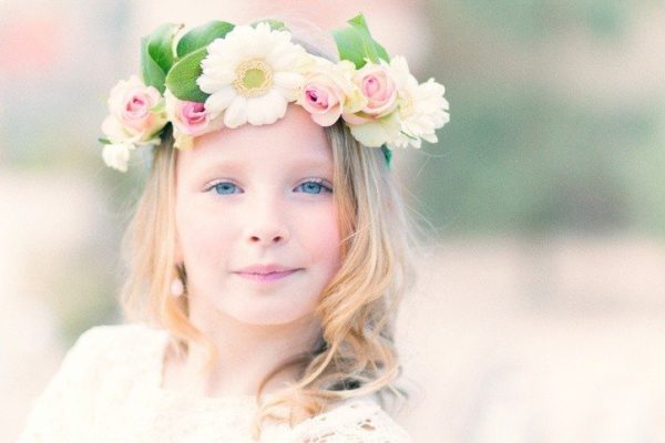 Foto peinados niña flores 