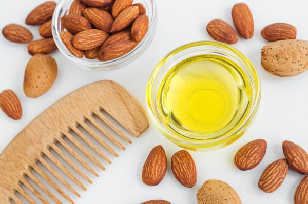 Mascarillas hidratantes caseras para el pelo aceite de almendras 