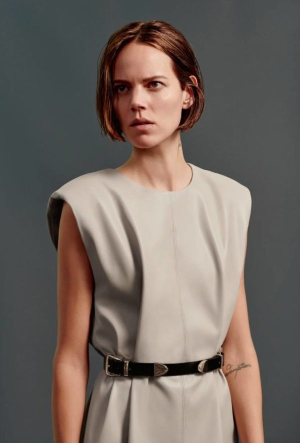 Cortes pelo cara alargada media melena 