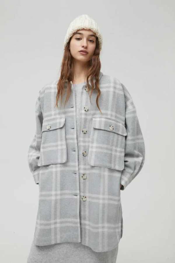 Que es el estilo cabincore sobrecamisa pull and bear 
