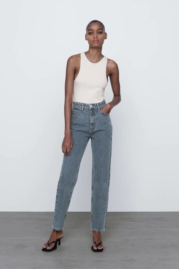 Como se llevan los vaqueros este verano vaqueros mom fit zara 