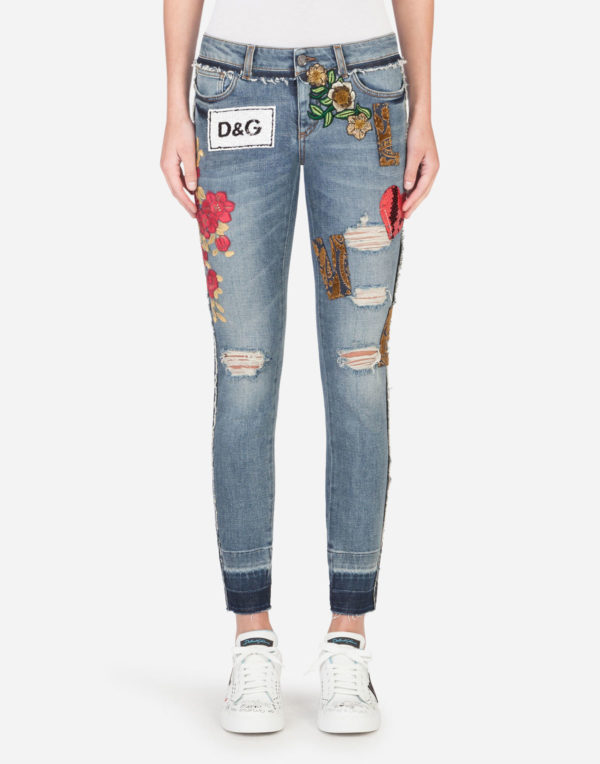 Como se llevan los vaqueros este verano vaqueros parches DOLCE 