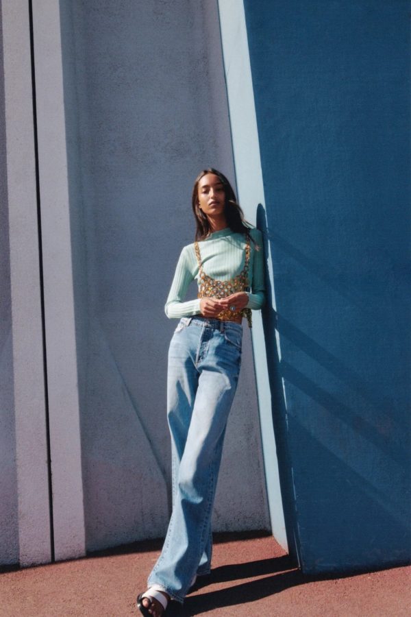 Como se llevan los vaqueros este verano vaqueros wide leg ZARA 