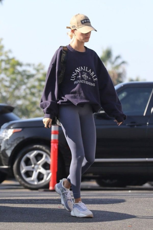 Claves para un look off duty o deportivo como llevan las famosas en hailey 3 
