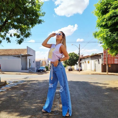 Pantalones vaqueros acampanados