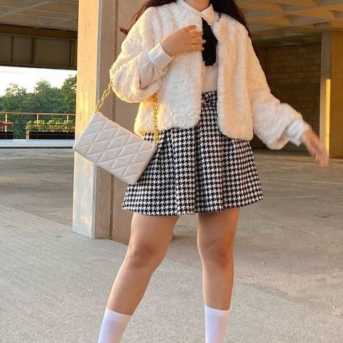 Mini falda con cahqueta de pelo moda y2ñ