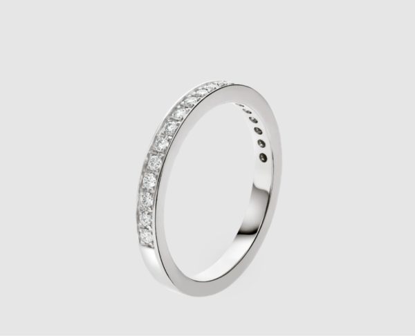 Tendencias alianzas de boda anillo diamantes 