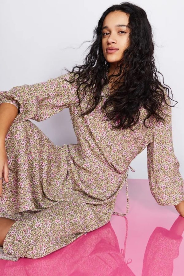 Mejores vestidos invitada boda comunion bautizo hm BAUTIZOS estampado cruzados 